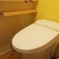 トイレの臭い対策 コーキングで解決